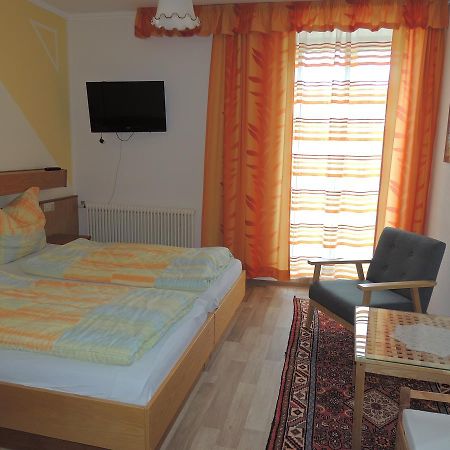Kirchenwirt Inn Kreuzen  Екстер'єр фото