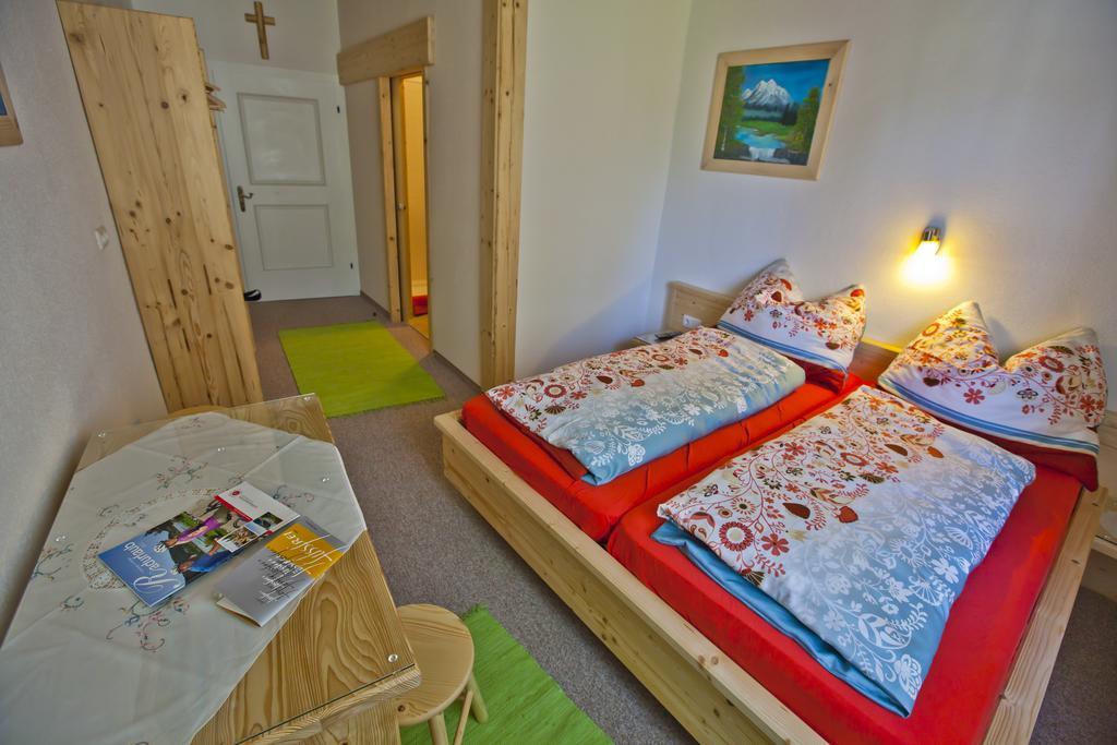 Kirchenwirt Inn Kreuzen  Номер фото
