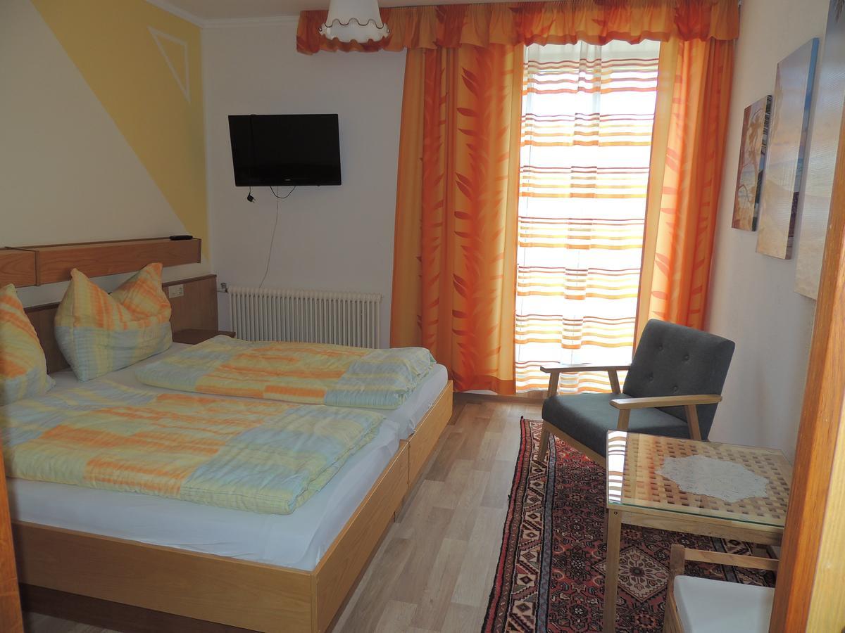 Kirchenwirt Inn Kreuzen  Екстер'єр фото